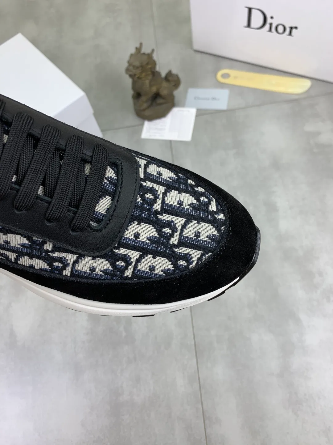 Men's Men's Shoes💰P420💰[New Style]🆘[Dior] 2025 Dior Original Lace-up Low-top Men's Shoes Classic casual shoes 🔥This model is the official classic model, with high quality and made by famous original designers. It is made of high-quality cowhide with original materials➕Comfortable and breathable mesh lining➕Pigskin insole. The perfect last shape and generous and fashionable design have attracted many consumers. Suitable for drivers to drive🚗. What you want is the highest quality in the market. Color: 3️⃣Color code number: 38--44 (45 customized)